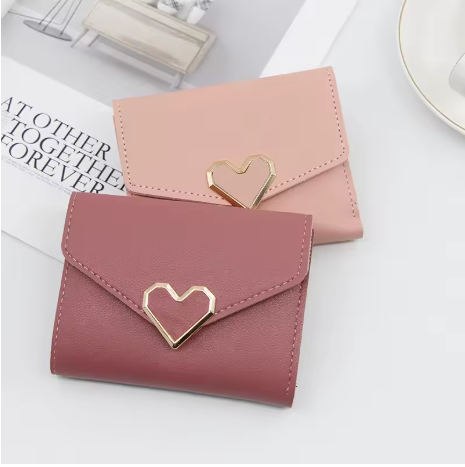 Cartera Femenina con Diseño de Corazón